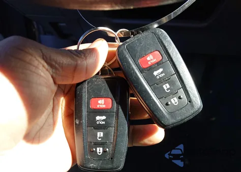 2024 Toyota Camry Le из США, поврежденный, VIN 4T1R11AK5RU259918